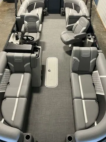 Slide: The Image of Crest CLASSIC 220 SLC 2025 - 12