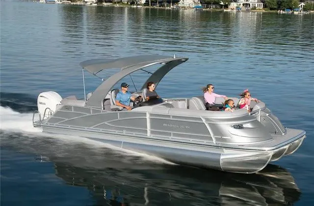 The Image of Bennington 25 Q FASTBACK 2024 - 1