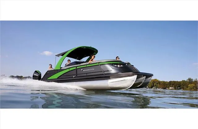 Slide: The Image of Bennington 25 Q FASTBACK 2024 - 16