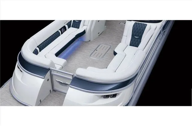 Slide: The Image of Bennington 25 Q FASTBACK 2024 - 4