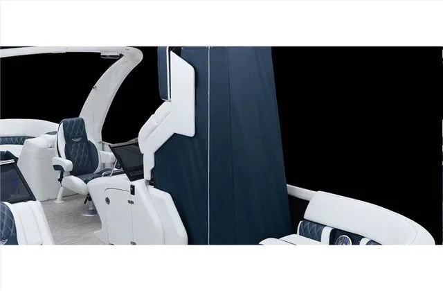 Slide: The Image of Bennington 25 Q FASTBACK 2024 - 5