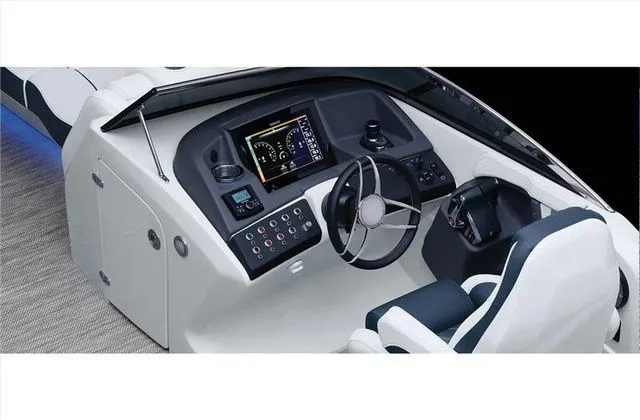 Slide: The Image of Bennington 25 Q FASTBACK 2024 - 7