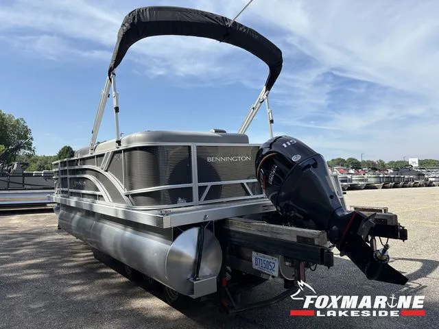Slide: The Image of Bennington 18 S STERN FISHING 188 SVS-SPS 2024 - 3