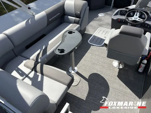 Slide: The Image of Bennington 18 S STERN FISHING 188 SVS-SPS 2024 - 8
