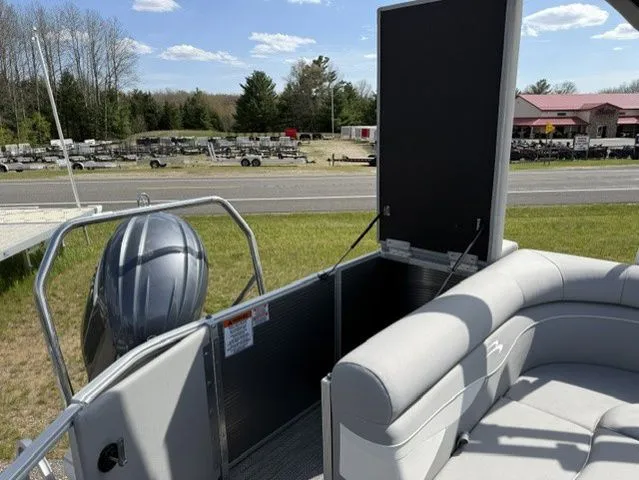 Slide: The Image of Bennington 22 S CRUISE 22 SL 2024 - 27