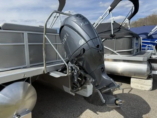 Slide: The Image of Bennington 22 S CRUISE 22 SL 2024 - 33