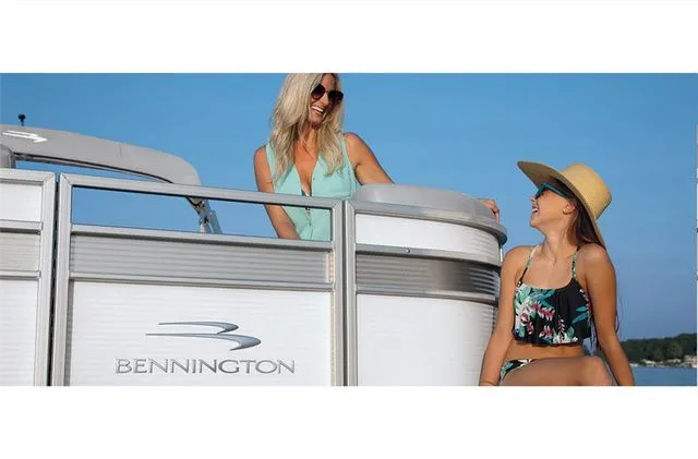 Slide: The Image of Bennington 25 S STERN RADIUS 25 SSR 2023 - 4