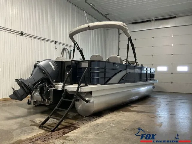 Slide: The Image of Bennington 22 S 4PT FISH 22 LFAPG 2023 - 12