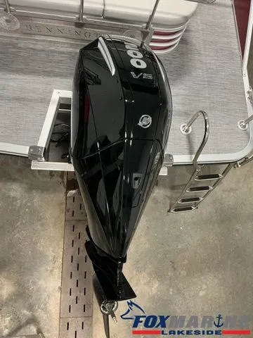 Slide: The Image of Bennington 23 L BOWRIDER SWINGBACK 2023 - 4