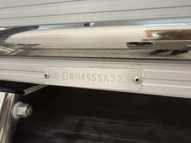 Slide: The Image of Bennington 25 RX FASTBACK ARCH 25 RXFBA 2023 - 25