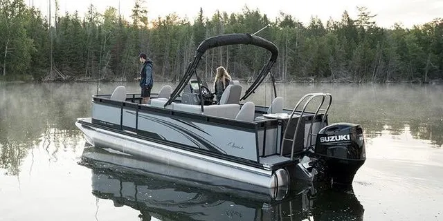 The Image of Qwest E 8518 AQ XRE FISH- LT 2024 - 1