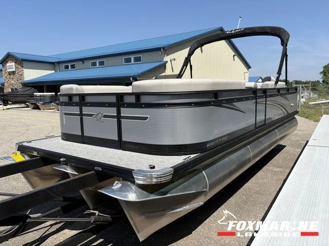 Slide: The Image of Qwest E 8522 AQ XRE CRUISE- LT 2024 - 5