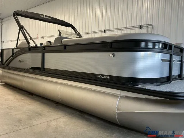Slide: The Image of Qwest E CLASS 22 XRE CRUISE 2026 - 12