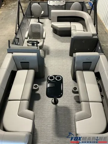 Slide: The Image of Qwest E CLASS 22 XRE CRUISE 2026 - 13