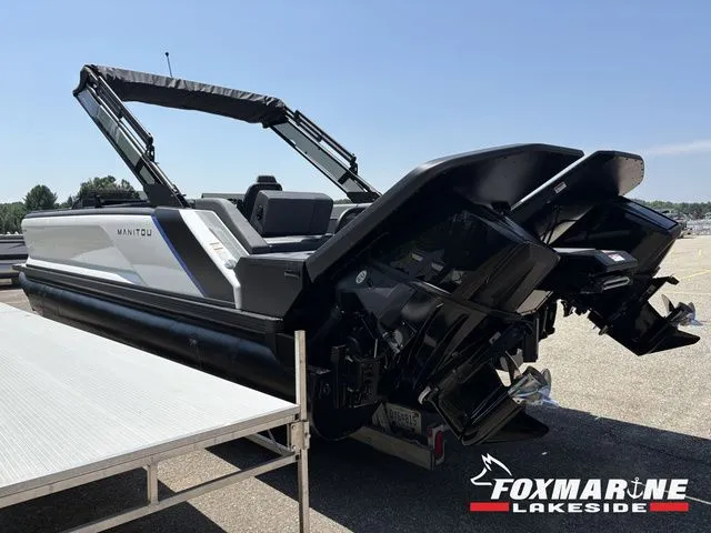Slide: The Image of Manitou 24 EXPLORE SWITCHBACK MAX TRIFOLD STEALTH DE 2024 - 3