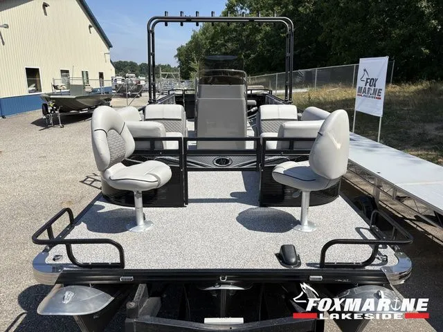 Slide: The Image of Angler Qwest Pontoons ANGLER QWEST 8522/24 PRO TROLL 2023 - 3
