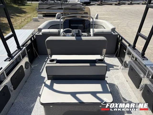 Slide: The Image of Angler Qwest Pontoons ANGLER QWEST 8522/24 PRO TROLL 2023 - 5