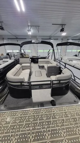 The Image of Angler Qwest Pontoons A 8522 FAMILY FISH PRO 2023 - 1