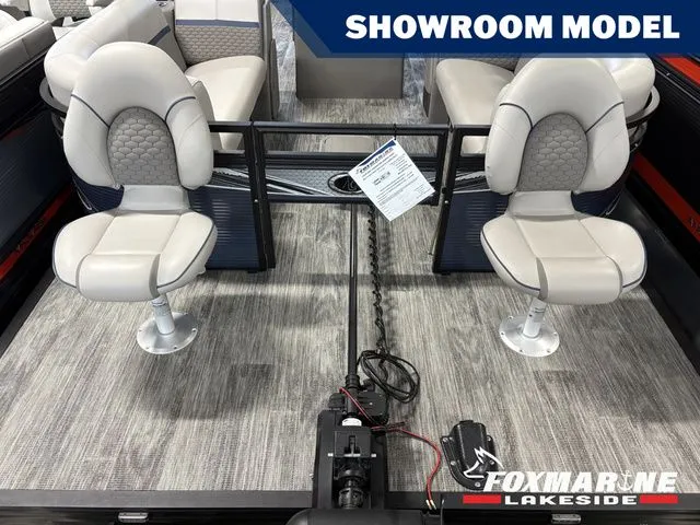 Slide: The Image of Angler Qwest Pontoons AQ 8522/24 PRO TROLL 2023 - 5