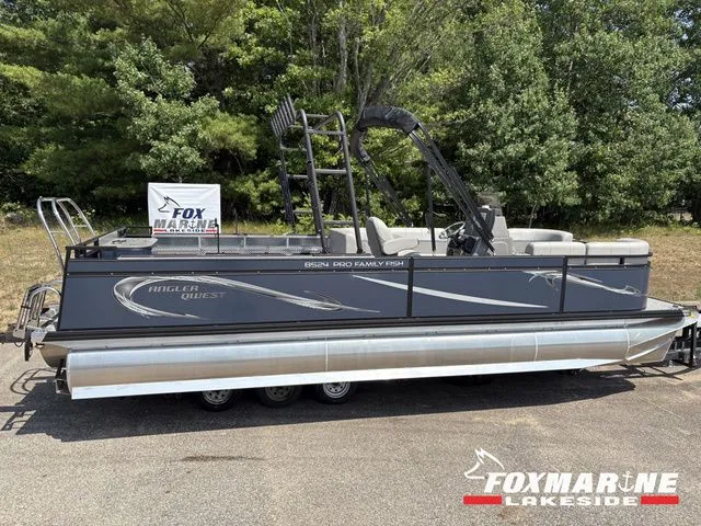 The Image of Angler Qwest Pontoons AQ 8524 FAMILY FISH PRO RA 2023 - 1