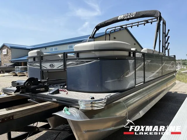 Slide: The Image of Angler Qwest Pontoons AQ 8524 FAMILY FISH PRO RA 2023 - 4