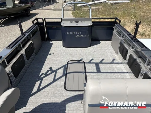 Slide: The Image of Angler Qwest Pontoons AQ 8524 FAMILY FISH PRO RA 2023 - 7