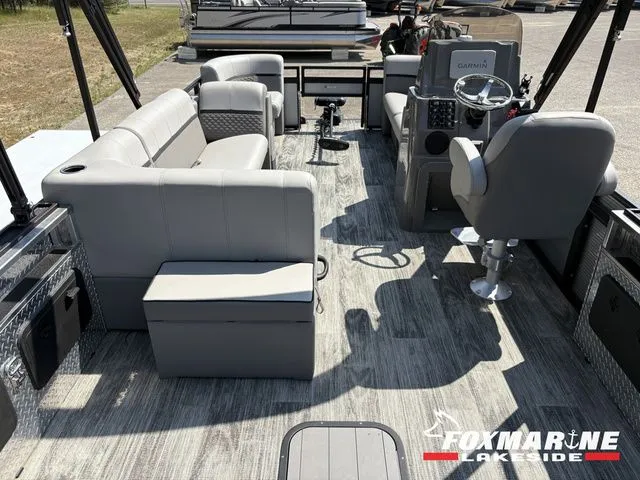 Slide: The Image of Angler Qwest Pontoons AQ 8524 FAMILY FISH PRO RA 2023 - 7