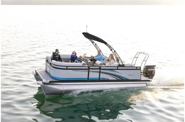 The Image of Qwest E 818 LANAI LT 2022 - 1