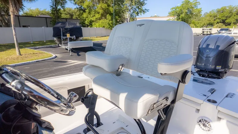Slide: The Image of 2026 Tidewater 2500 Carolina Bay boat seat and helm. - 12