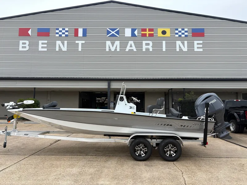 The Image of 2026 Xpress H22B Hyper-Lift Bay boat at Bent Marine. - 1