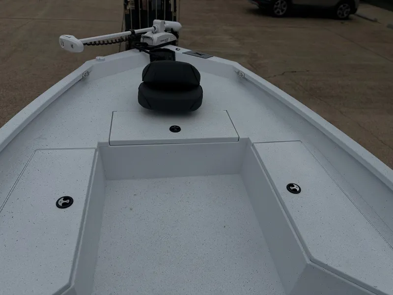 Slide: The Image of 2026 Xpress H22B Hyper-Lift Bay boat front deck view. - 7