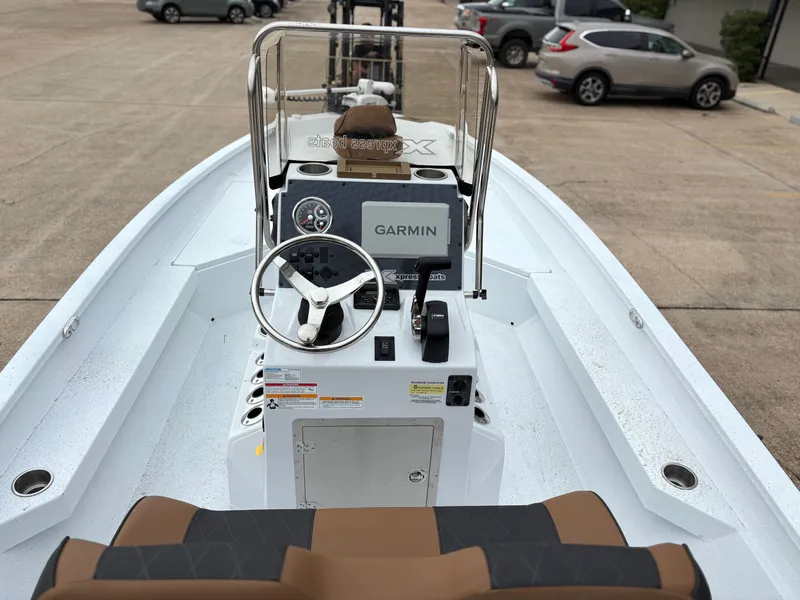 Slide: The Image of 2026 Xpress H22B boat with Garmin navigation system. - 6