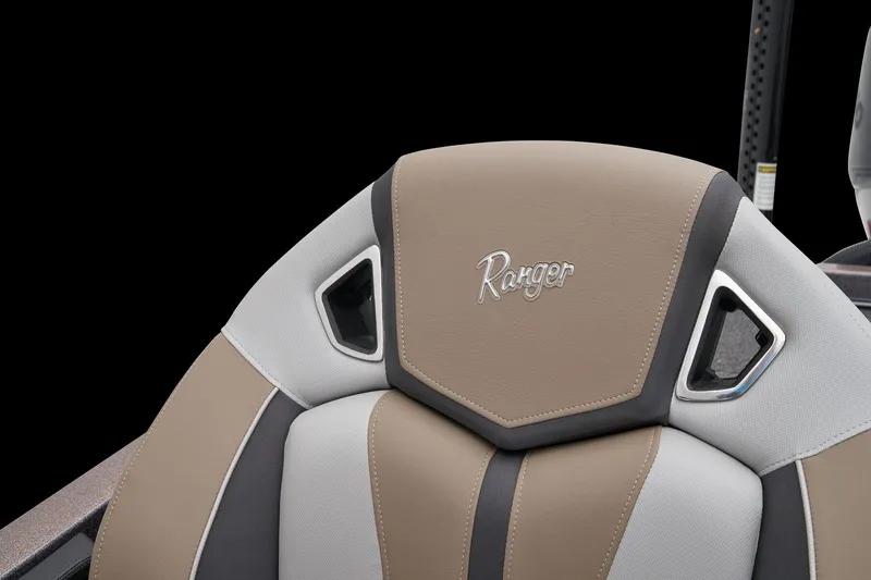 Slide: The Image of Ranger Z521R 2026 - 61