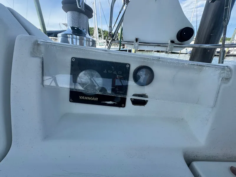 Slide: The Image of Beneteau Oceanis Clipper 373 2005 - 14