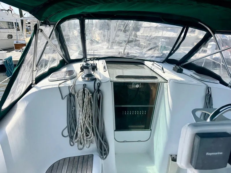Slide: The Image of Beneteau Oceanis Clipper 373 2005 - 16