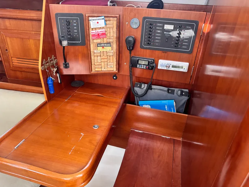 Slide: The Image of Beneteau Oceanis Clipper 373 2005 - 27