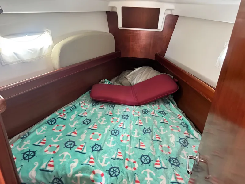 Slide: The Image of Beneteau Oceanis Clipper 373 2005 - 29