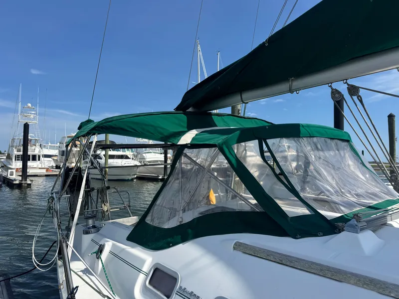 Slide: The Image of Beneteau Oceanis Clipper 373 2005 - 8
