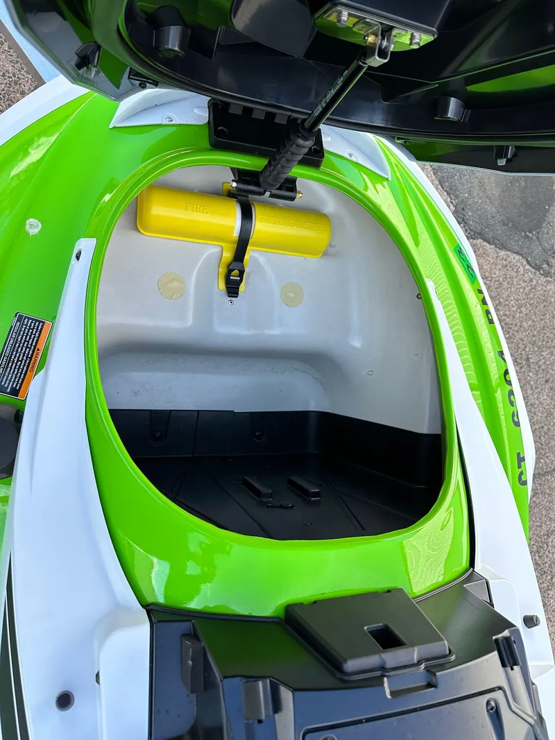 Slide: The Image of 2021 Yamaha WaveRunner FX Cruiser HO storage compartment open. - 10