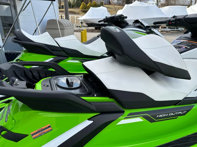 Slide: The Image of Green 2021 Yamaha WaveRunner FX Cruiser HO with white seats. - 13