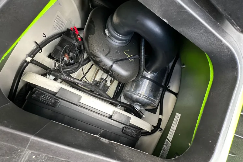 Slide: The Image of Engine compartment of 2021 Yamaha WaveRunner FX Cruiser HO. - 15