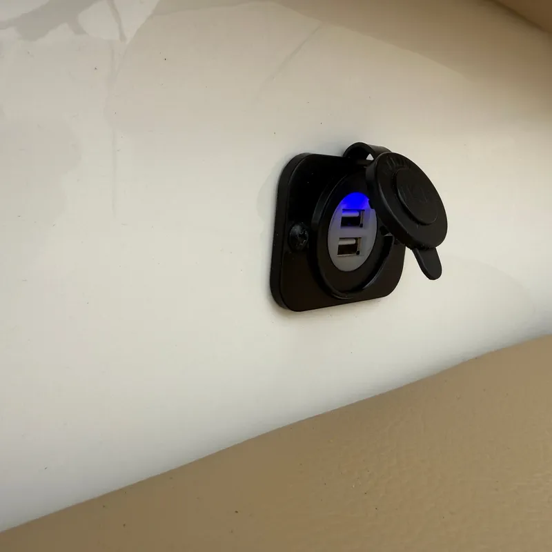 Slide: The Image of USB charging port in Bayliner D22I boat, model 2025. - 37
