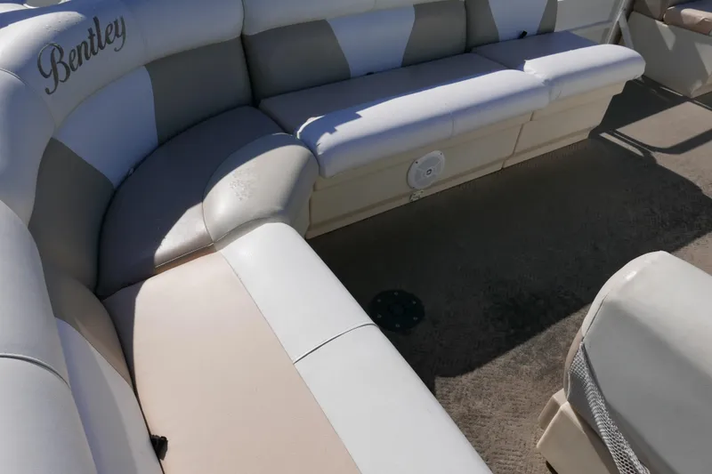 Slide: The Image of 2008 Bentley Pontoons 200 CRUISE interior seating with beige and gray upholstery. - 12
