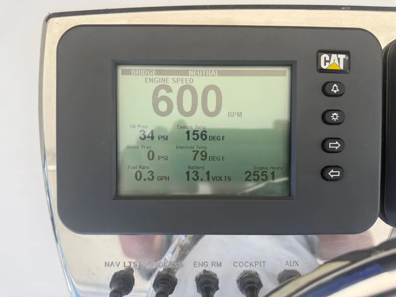Slide: The Image of Cabo 35 Flybridge Sportfisher 2005 - 25