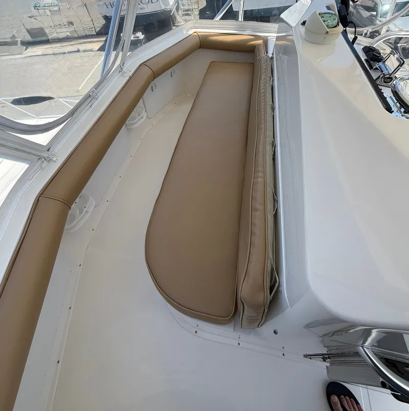 Slide: The Image of Cabo 35 Flybridge Sportfisher 2005 - 28