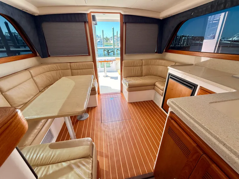 Slide: The Image of Cabo 35 Flybridge Sportfisher 2005 - 9
