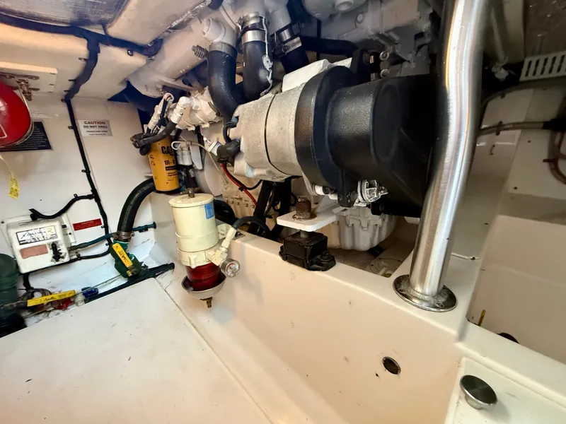 Slide: The Image of Cabo 35 Flybridge Sportfisher 2005 - 36