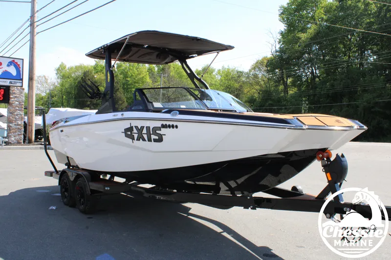 Slide: The Image of 2026 Axis A225 boat on trailer at Chessie Marine. - 7