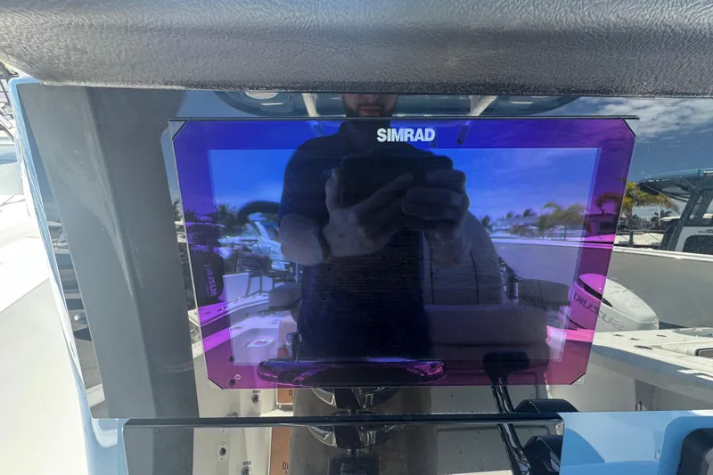 Slide: The Image of Simrad display on Sea Pro 242 Center Console 2026 boat. - 30