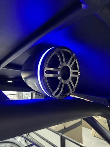 Slide: The Image of Yamaha 255XD 2026 - 12